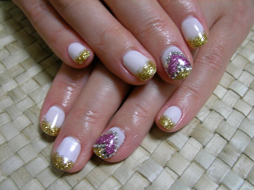 ピンクとハートが大人気 Nail Beauty Salon East Paradise