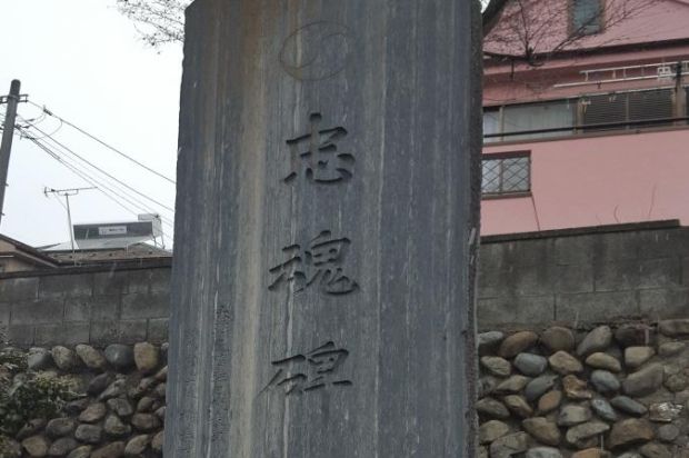 韓国人「日本人の死者に対する扱いは尊敬する…日本にある忠魂碑を参拝してきた」