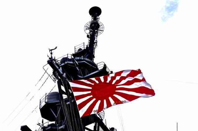 世界を向こうに回しても立ち向かっていった靖国のじい様たち。俺達日本人にはその血が流れてる。あいにくだけどすぐにしっぽふる朝鮮人とは違うんだよね。世界中がみてんだ