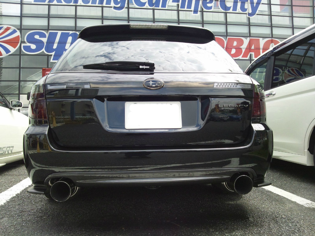 GIALLA レガシィBP5後期　カーボンリアアンダーガーニッシュ GIALLA カーボン リアアンダー ガーニッシュ: 自動車情報局