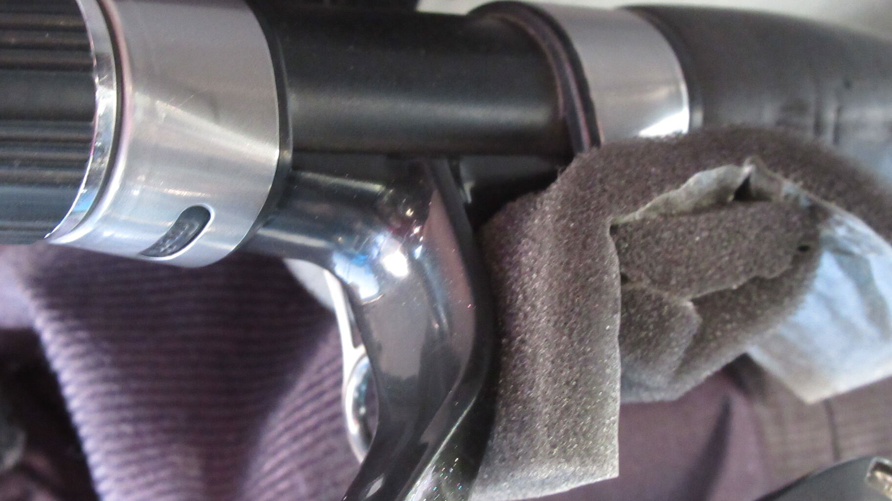 リールや竿を傷から保護 ロッドホルダーに保護材を 北海道の東方から リールや竿を傷から保護 ロッドホルダーに保護材を 北海道の東方から