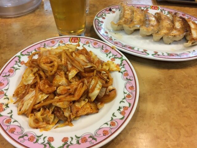 イタリアン焼きそば+餃子+ウーロンハイ