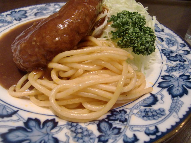 重亭の付け合せのナポリタン
