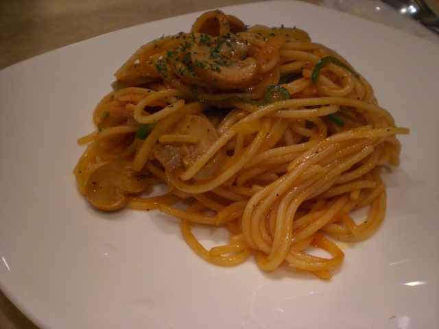 八重洲のナポリタン ナポリタン ナポリタン 喫茶店 洋食屋からコンビニまで