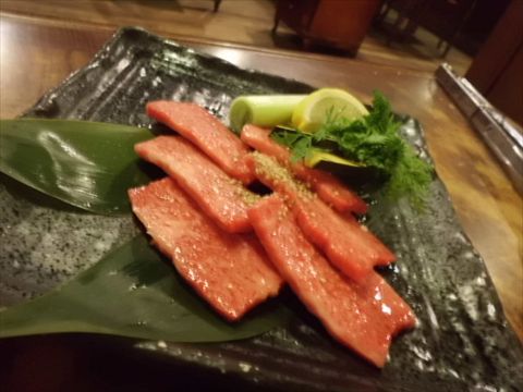 肉!