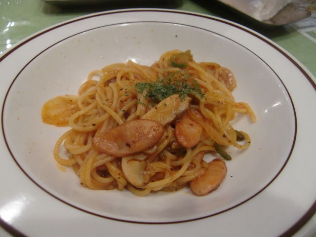 ハーフサイズのナポリタン