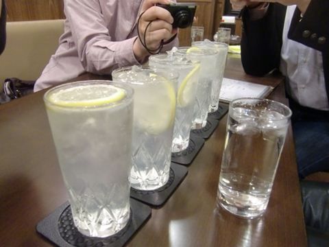 レモンサワー5つ!