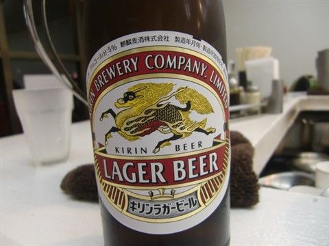 油の大将と瓶ビール