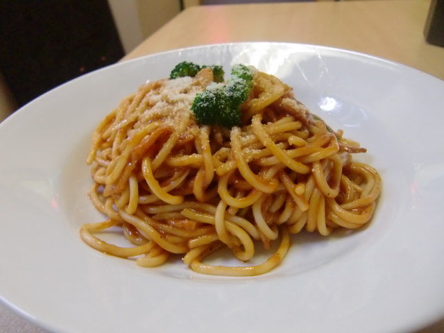 まごころ亭のナポリタン