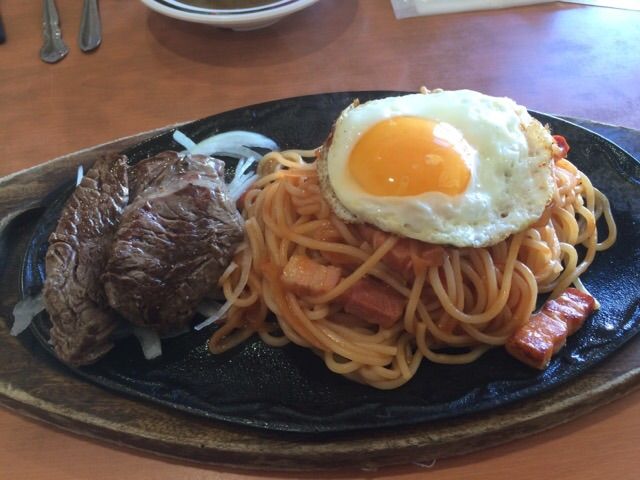 ステーキけんのナポリタン
