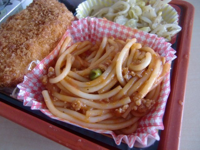 フレッシュランチのナポリタン