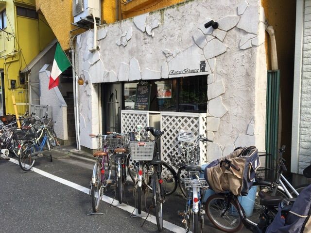 ロッカビアンカ外観