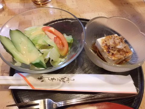 豆腐+サラダ+味噌汁付き