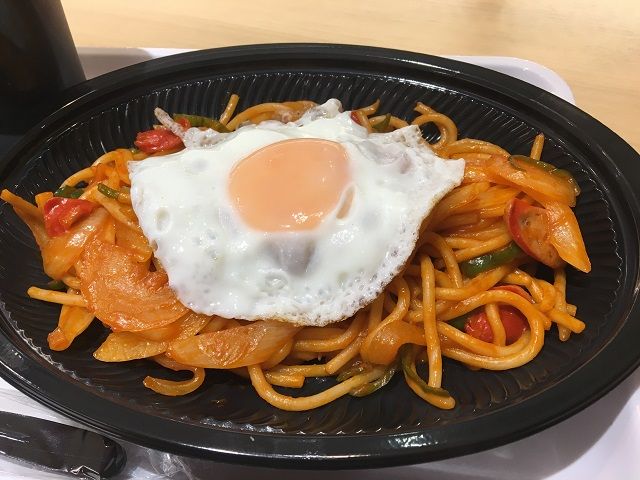 トリカフェのナポリタン