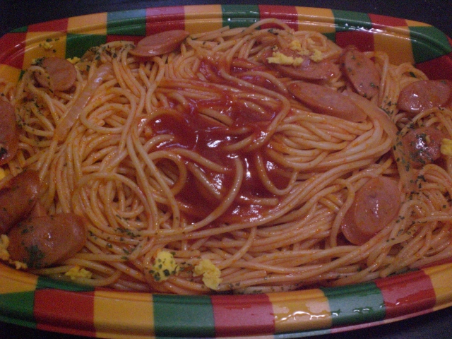 今日のナポリタン ローソンの大盛ナポリタン コンビニ ナポリタン ナポリタン 喫茶店 洋食屋からコンビニまで