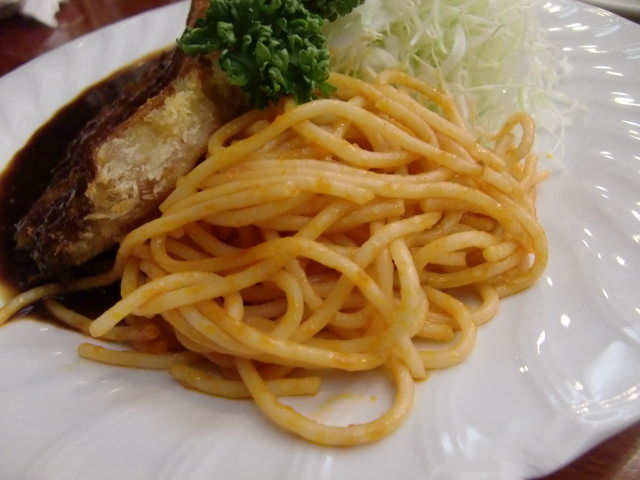 ライオンの付け合せのナポリタン