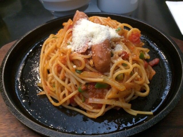 ハンバーグトレインの焼きナポリタン