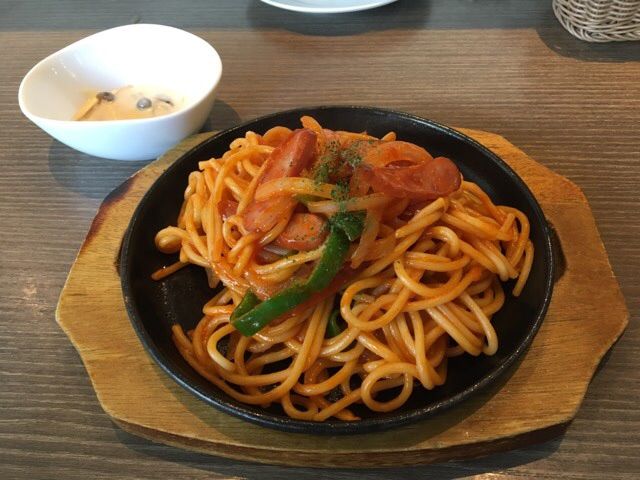 白ナポリタンソース別盛