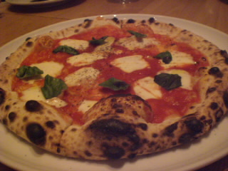 RIGOLETTO KITCHENpizza