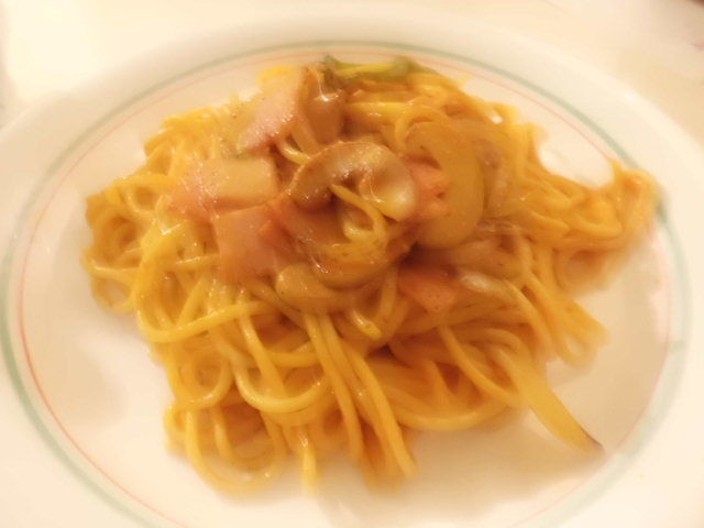 ポワのナポリタン。なんかロマンティックなボケ方