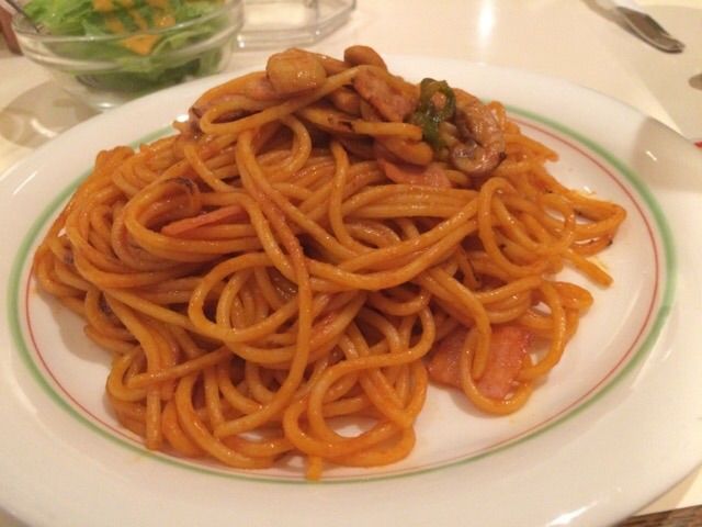 久々のポワのナポリタン