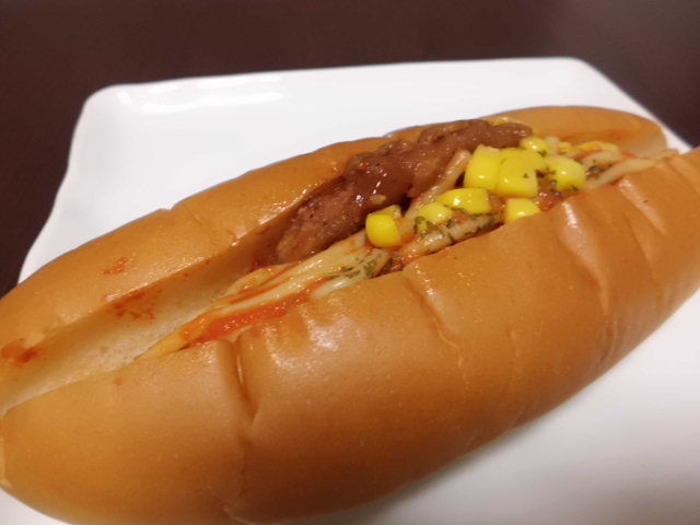 青森県産チキンフライ&ナポリタンロール