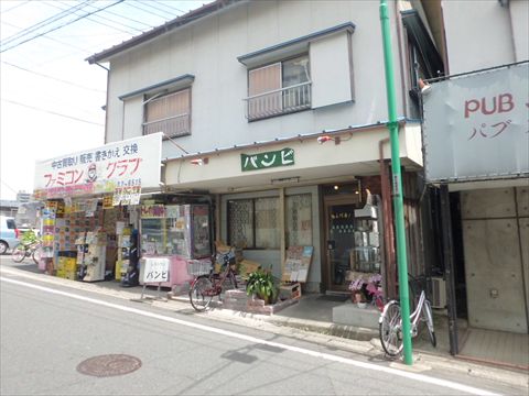 バンビの外観