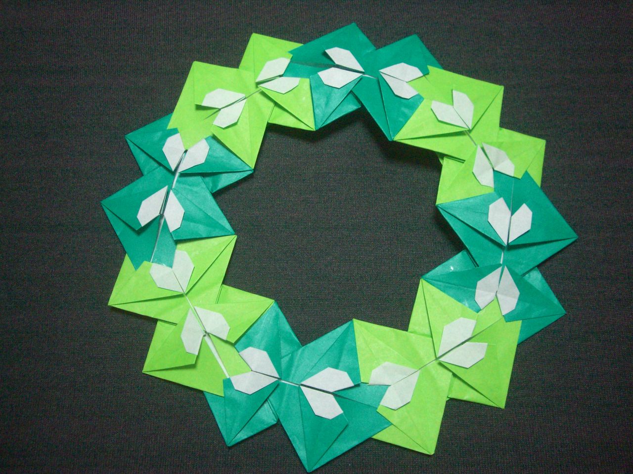 Origami おりがみ遊び ハートのリース Ebisuchachaのブログ
