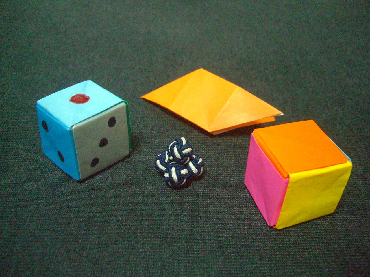 Origami おりがみ遊び 立方体 サイコロ Ebisuchachaのブログ