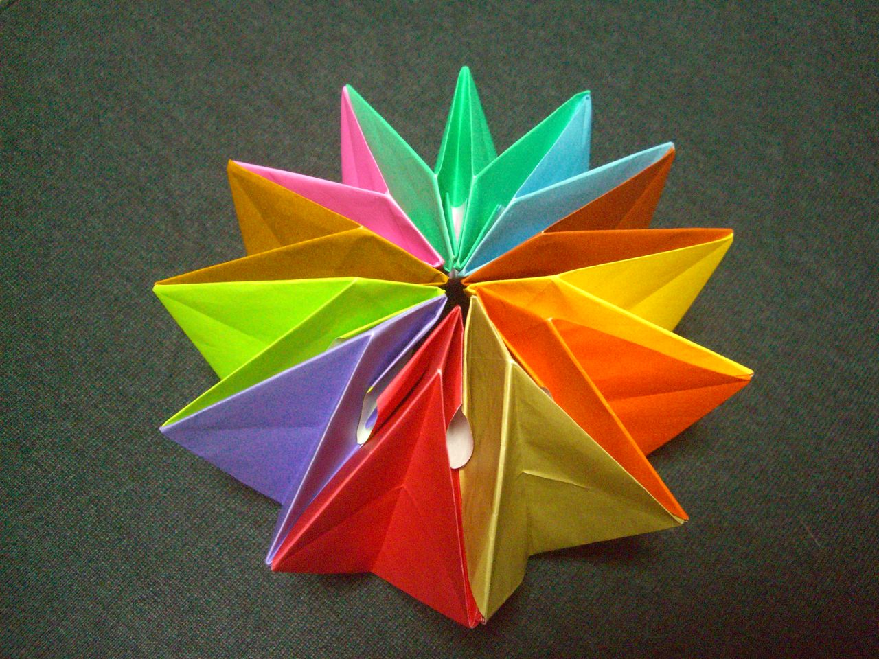 Origami おりがみ遊び 変化を楽しむ 花火 Ebisuchachaのブログ
