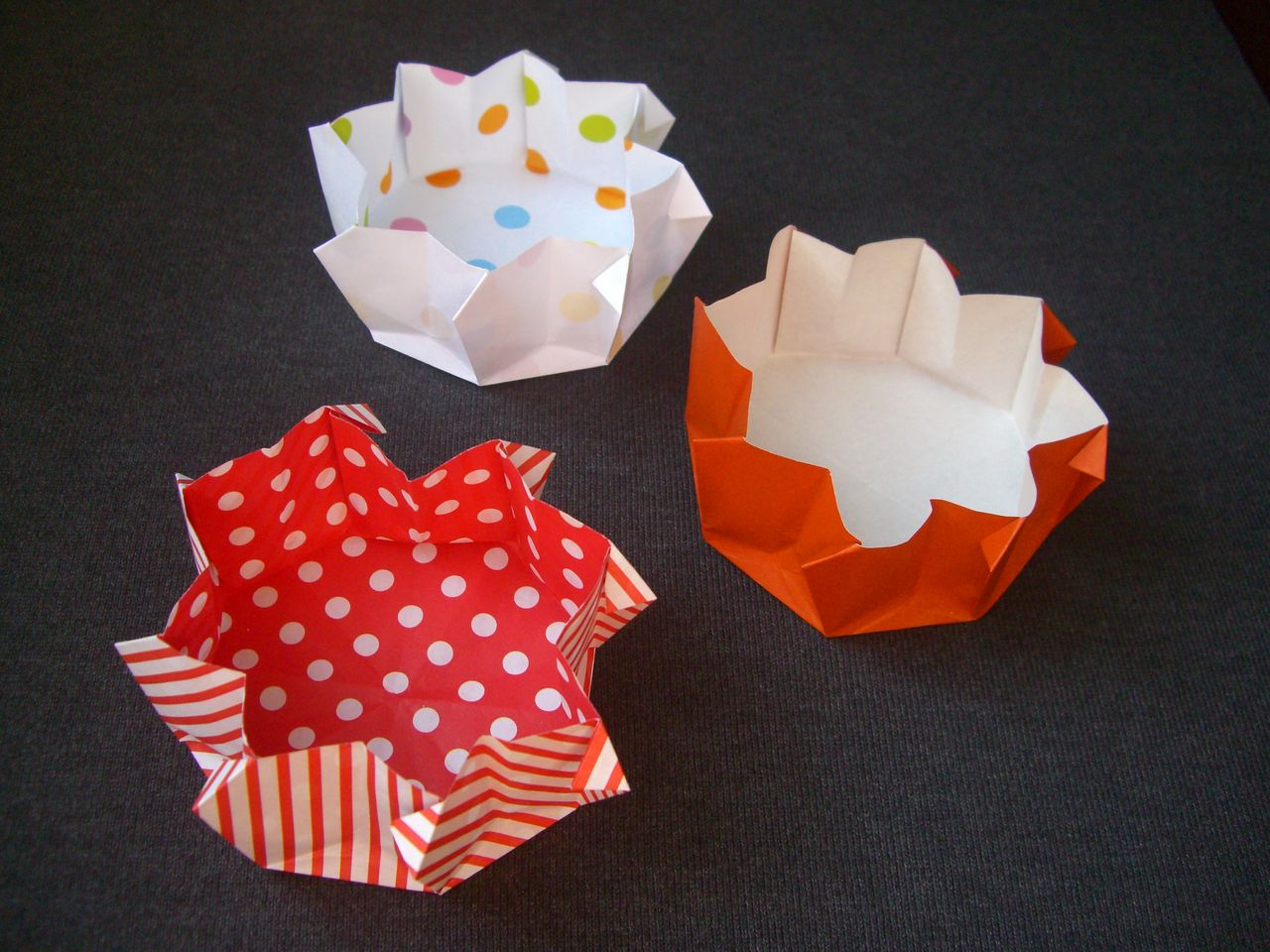 Origami おりがみ遊び お花の箱から丸い箱に Ebisuchachaのブログ