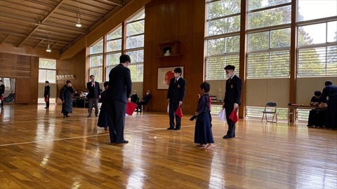 02 (4)