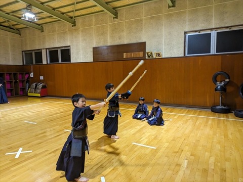 02 (3)