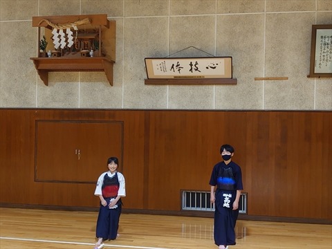 02 (2)