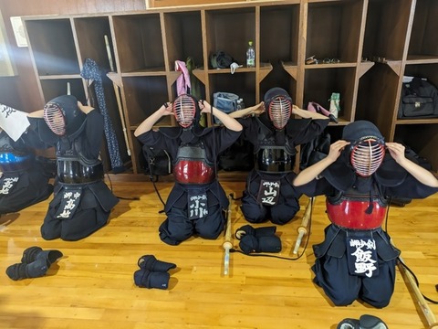 03 (2)