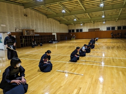 02 (4)