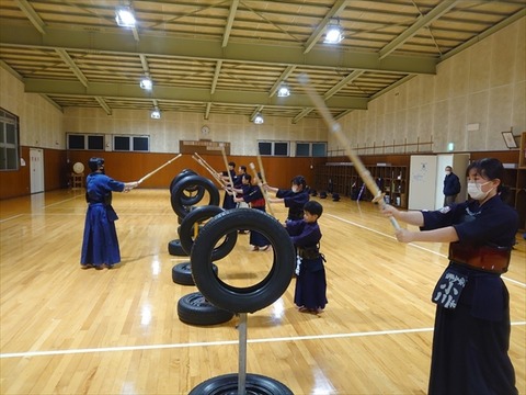 02 (8)