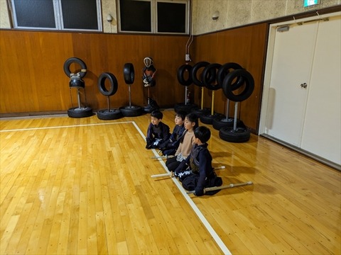 06 (3)