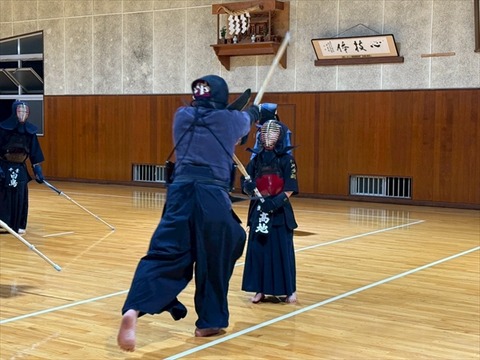 02 (3)