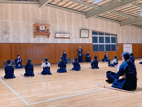 05 (4)