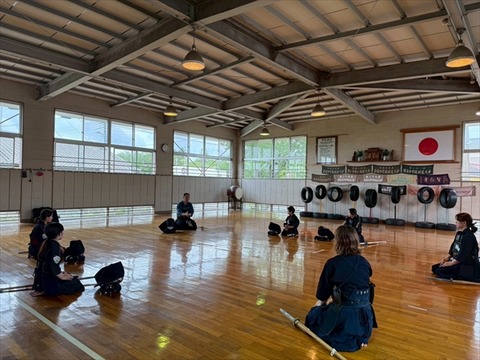 02 (2)