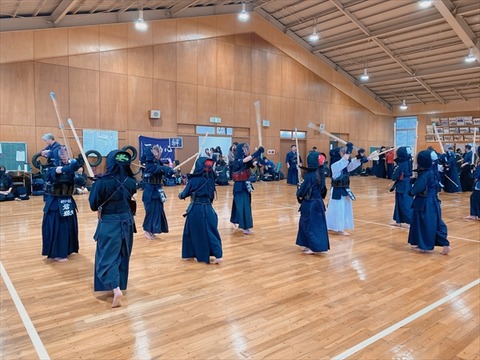 02 (4)