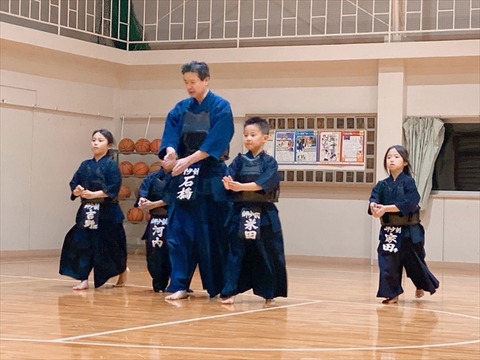 01 (3)