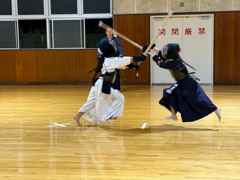 03 (3)