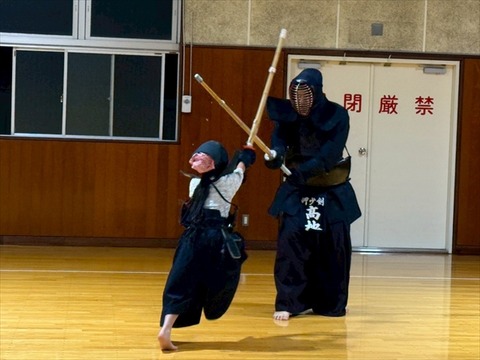 02 (24)