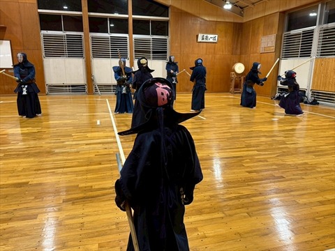 09 (3)