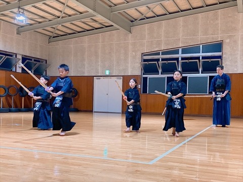 02 (35)