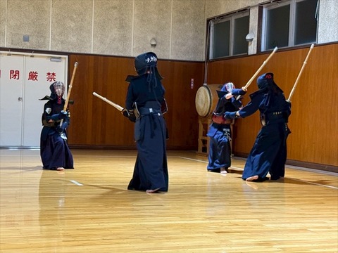 04 (3)