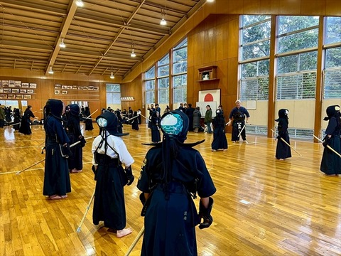02 (2)