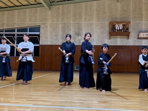 02 (10)